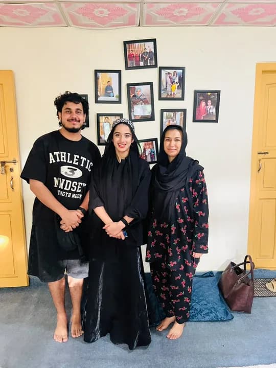 Maryam Raja photographed with Kaneez Fatima at Balti Cuisine
